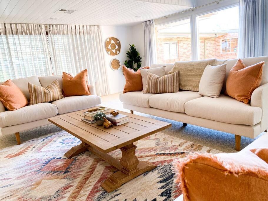 Photo of Livingroom in Central Mangrove