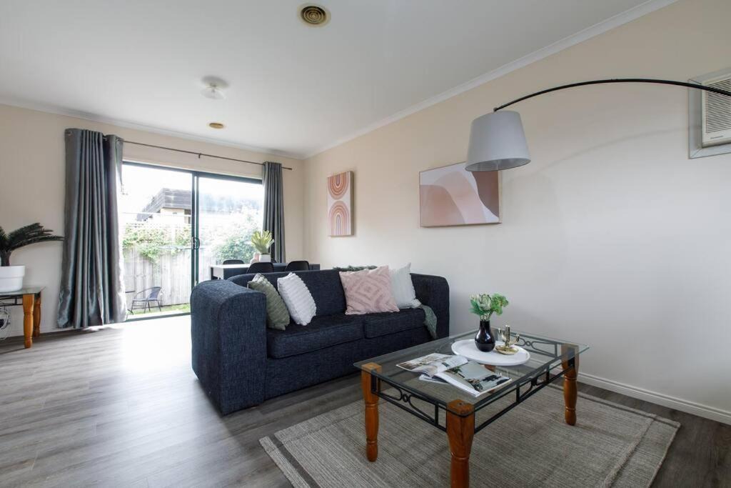 Photo of Livingroom in McKinnon