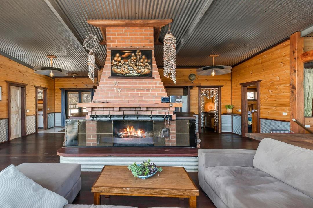 Photo of Livingroom in Big Hill