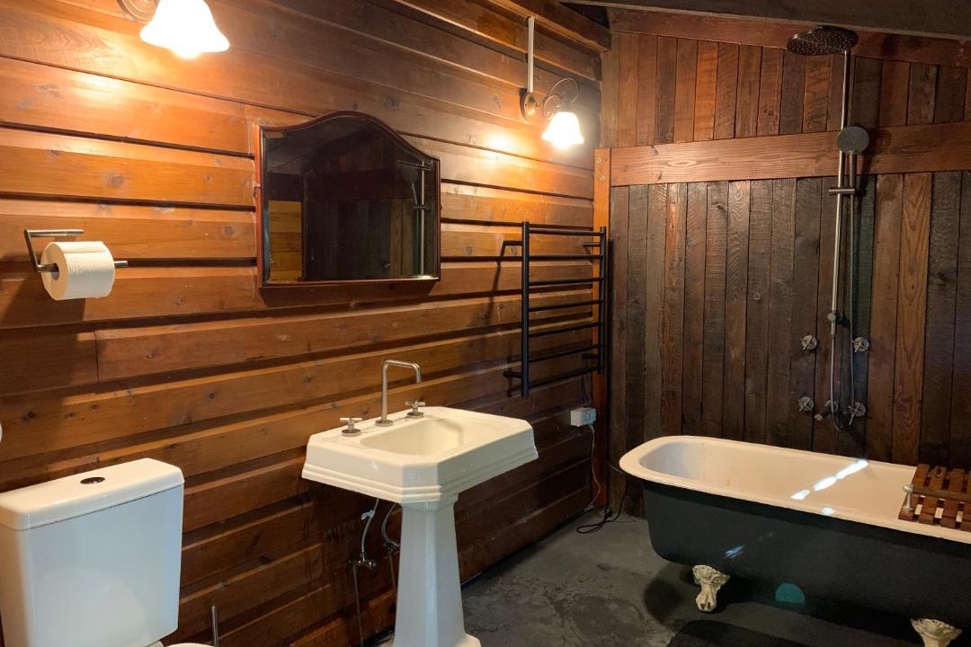 Photo of Bathroom in Glenbrook