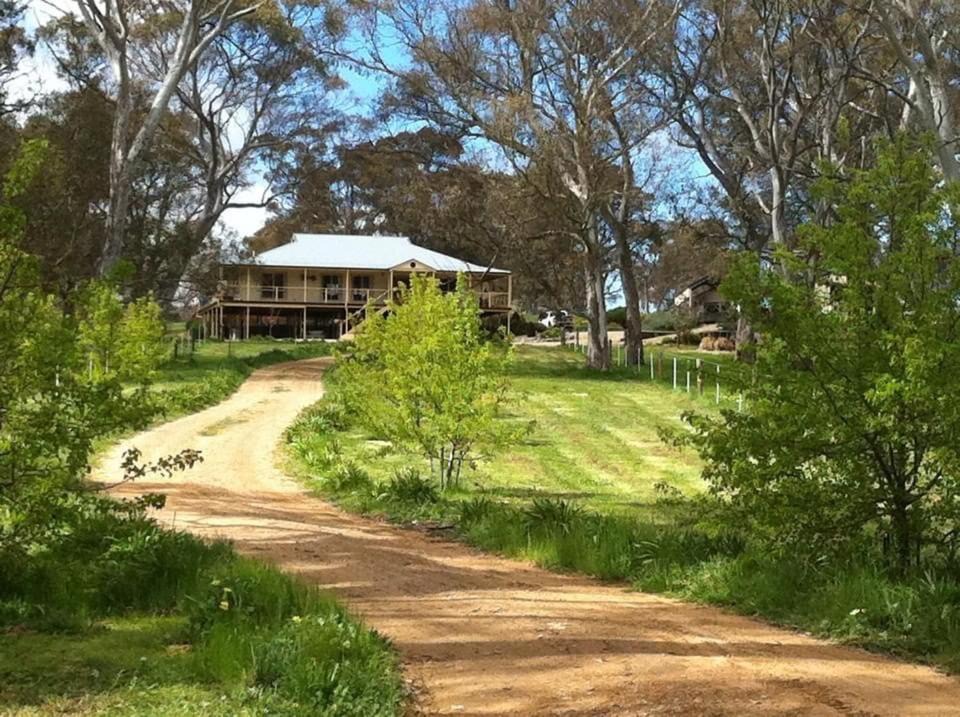 Photo of Buildings in Talunga