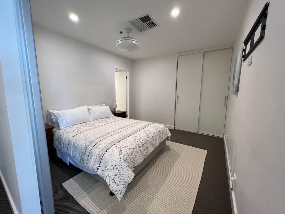 Photo of Bedroom in Glenelg