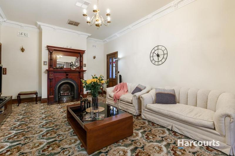 Photo of Livingroom in Ferntree Gully
