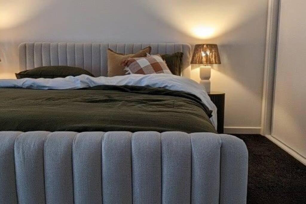 Photo of Bedroom in South Albury