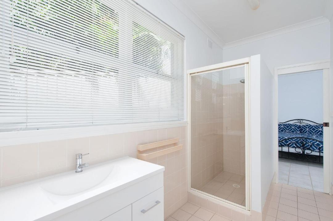 Photo of Bathroom in Salamander Bay