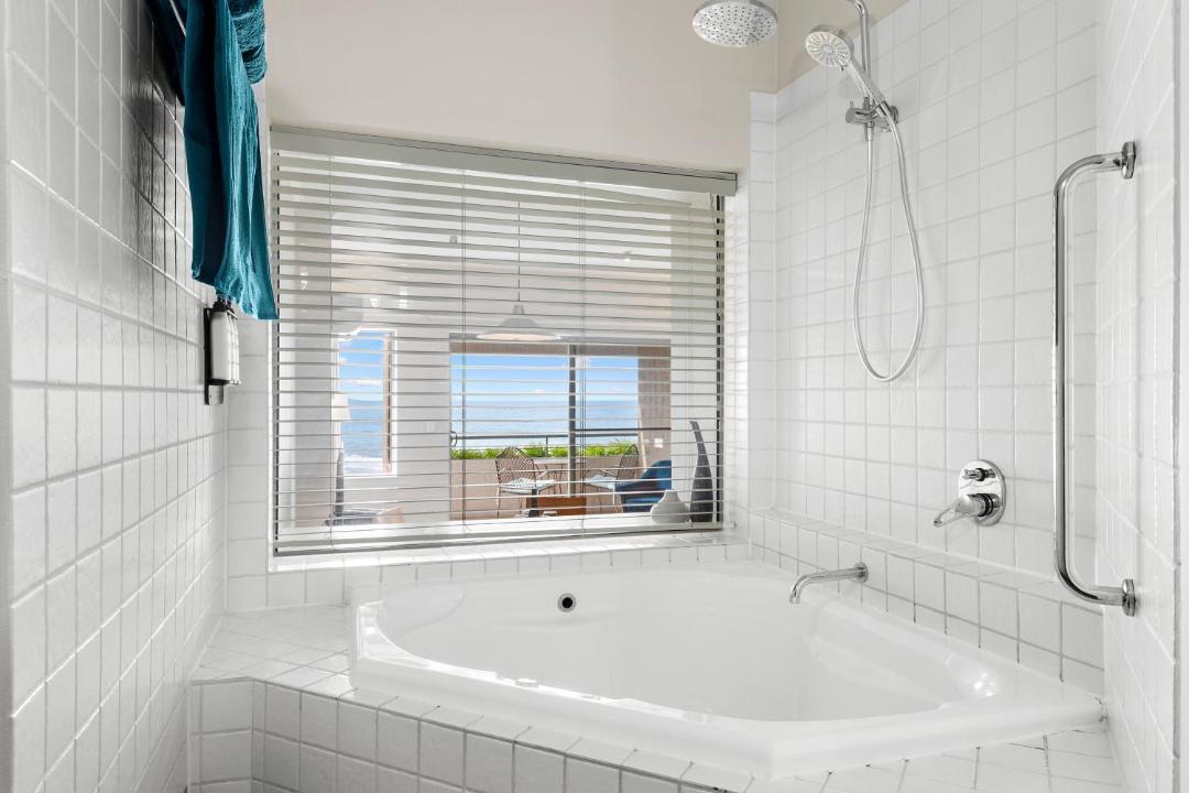 Photo of Bathroom in Lorne
