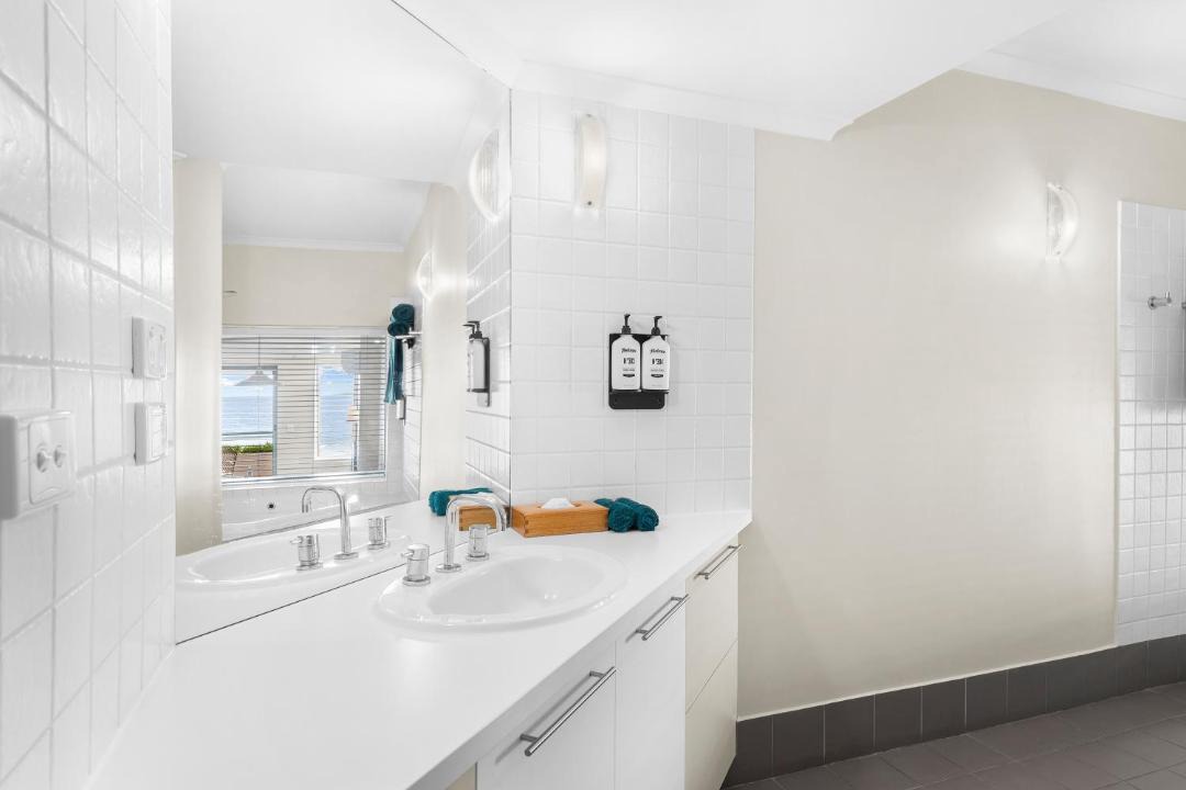 Photo of Bathroom in Lorne