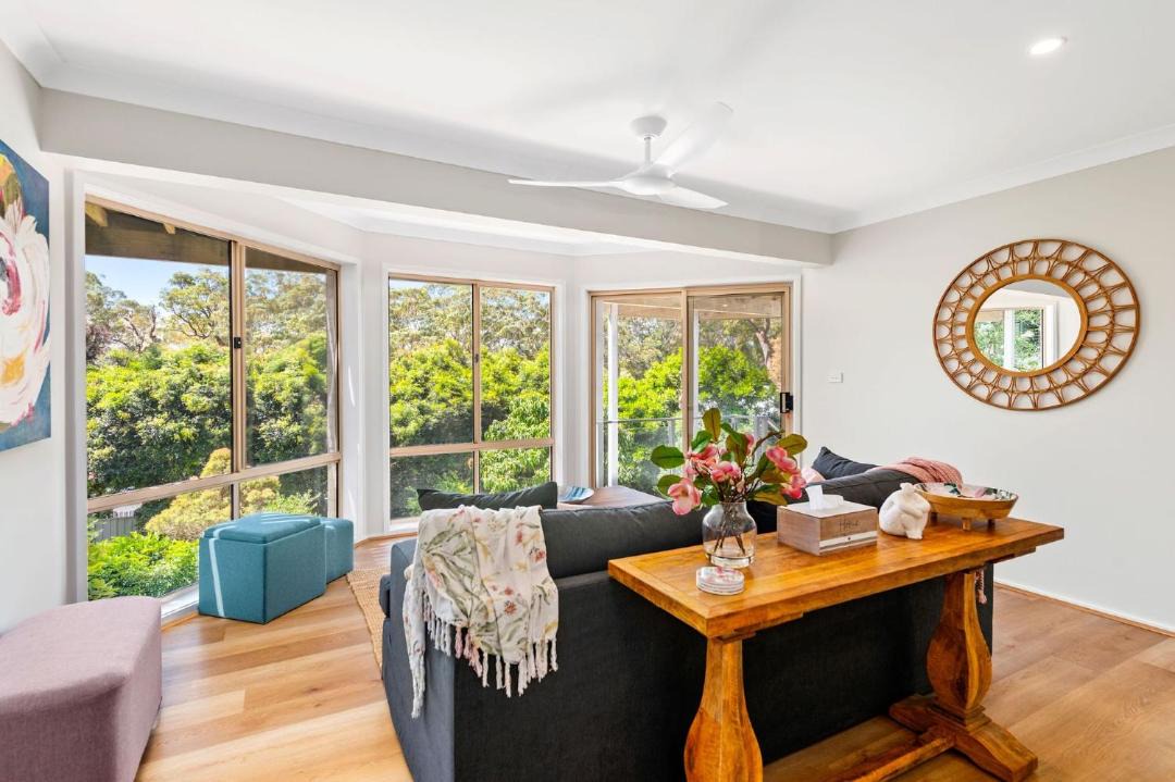 Photo of Livingroom in Corlette