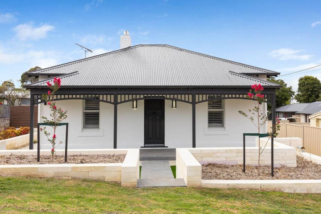 Photo of Buildings in Mount Gambier