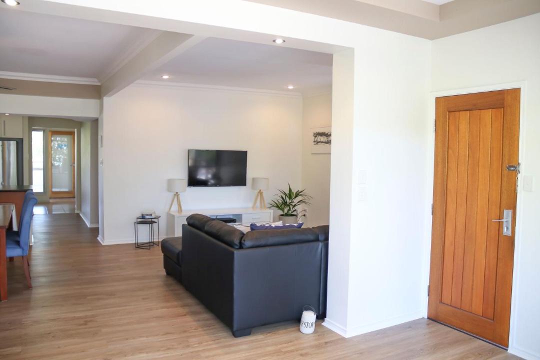 Photo of Livingroom in Urangan