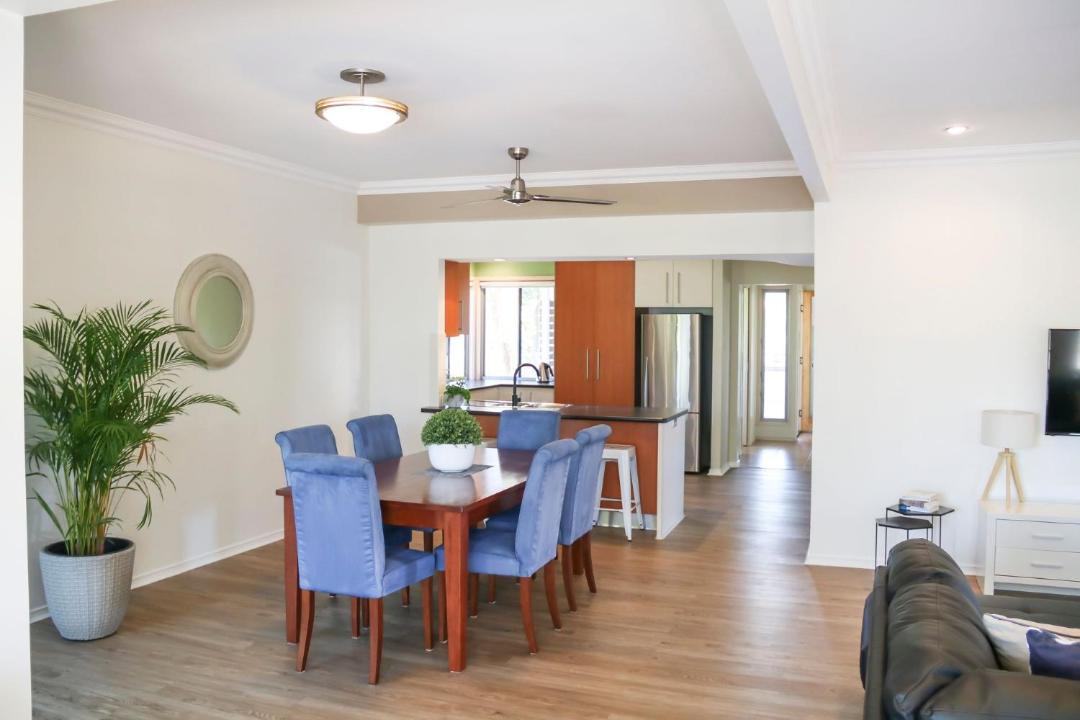 Photo of Livingroom in Urangan