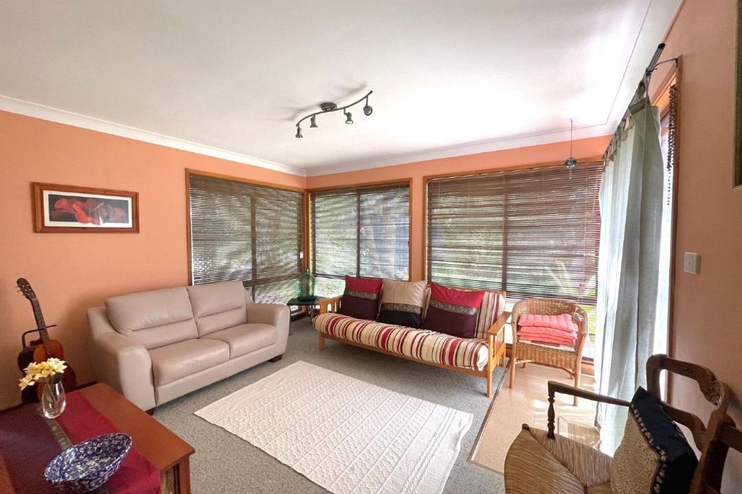 Photo of Livingroom in Erowal Bay
