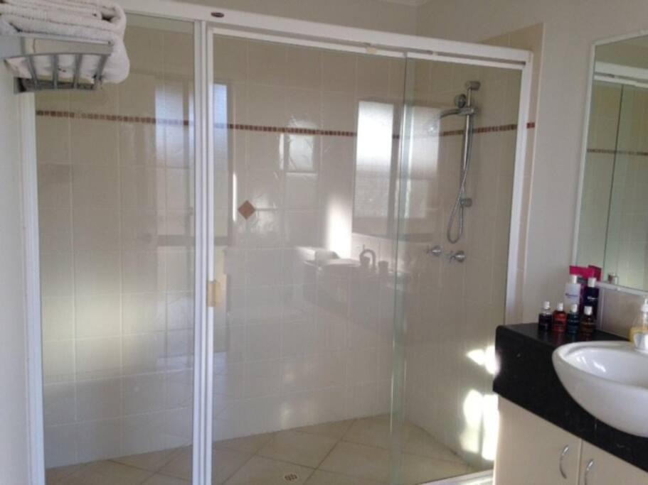 Photo of Bathroom in Pacific Pines