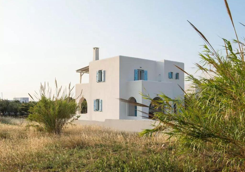 Photo of Buildings in Pounta