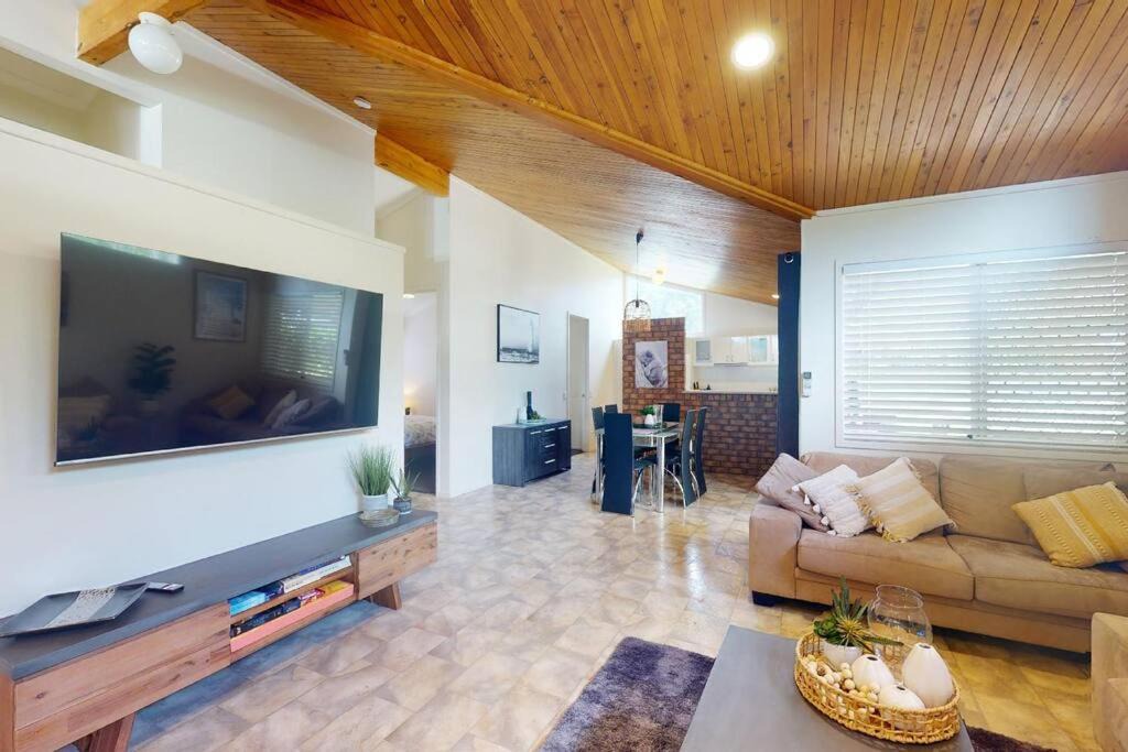 Photo of Livingroom in Caboolture