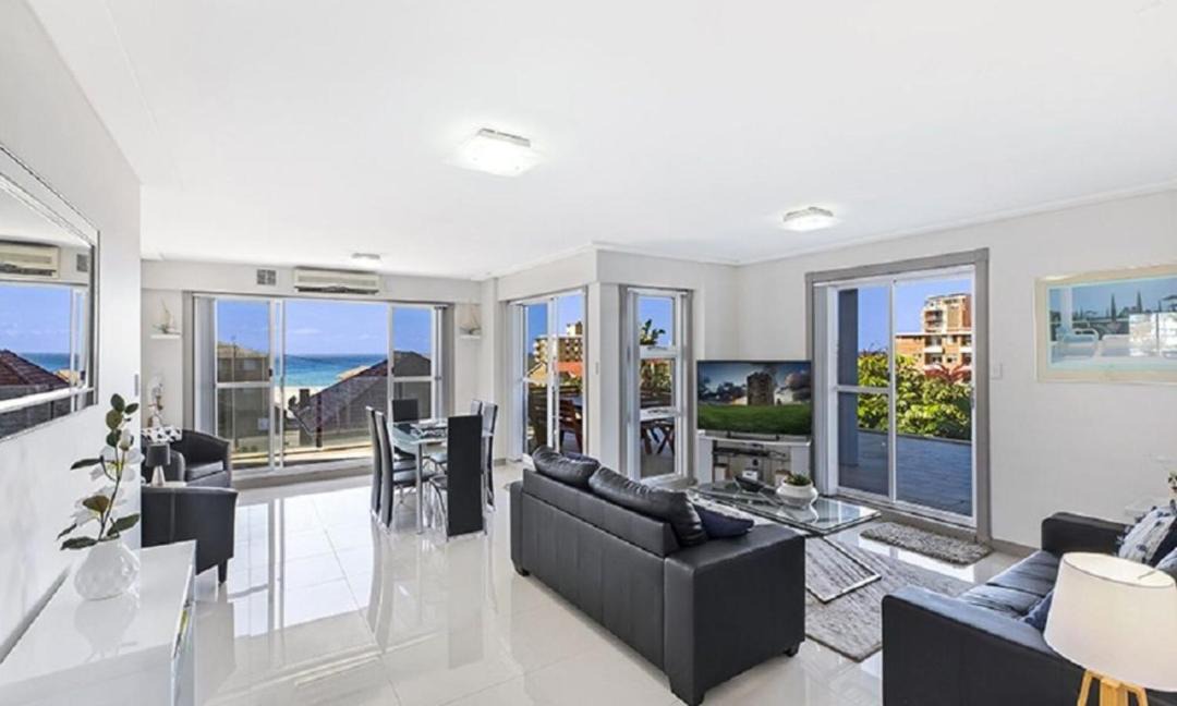 Photo of Livingroom in The Entrance