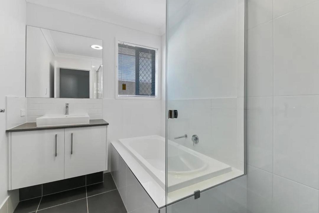 Photo of Bathroom in Pallara