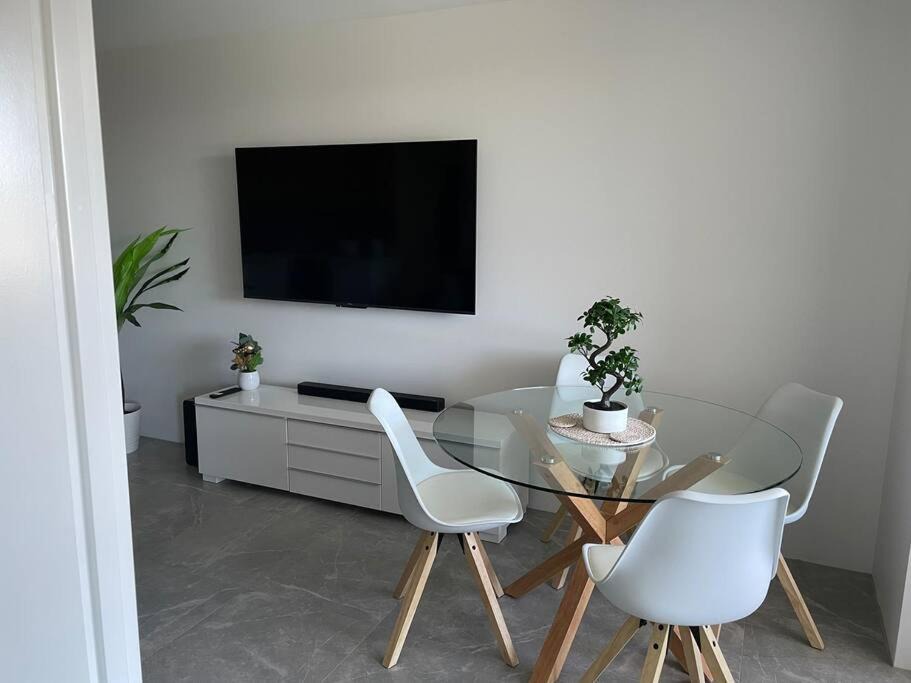 Photo of Livingroom in Sandstone Point