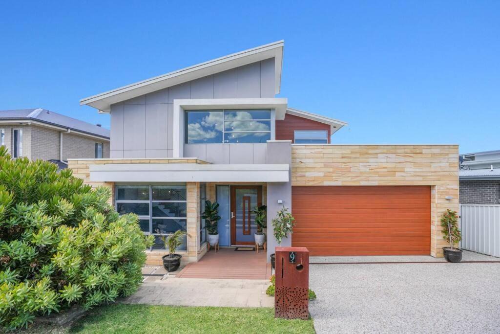 Photo of Buildings in Shell Cove