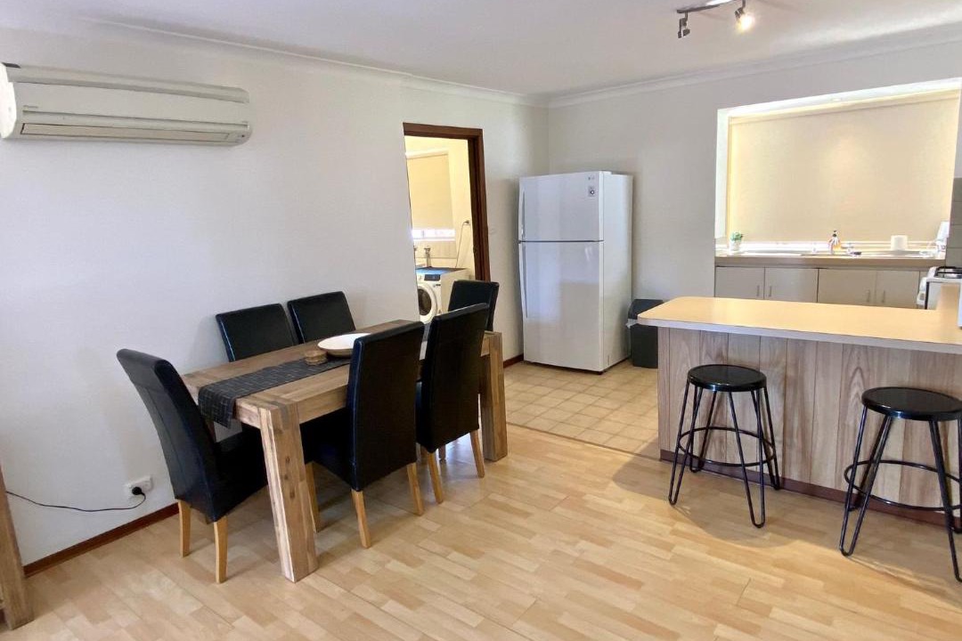 Photo of Livingroom in East Bunbury