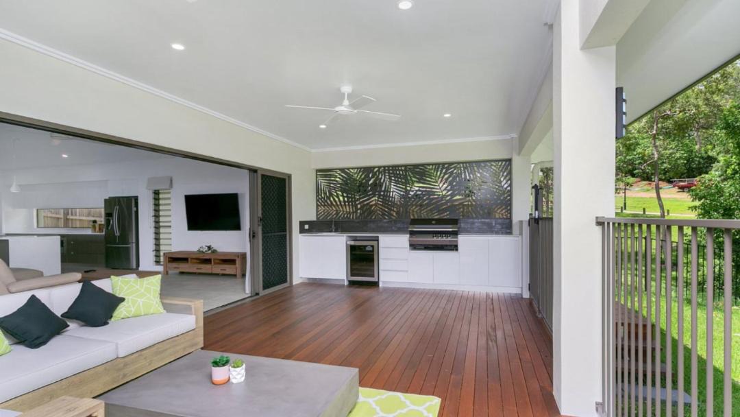 Photo of Livingroom in Palm Cove