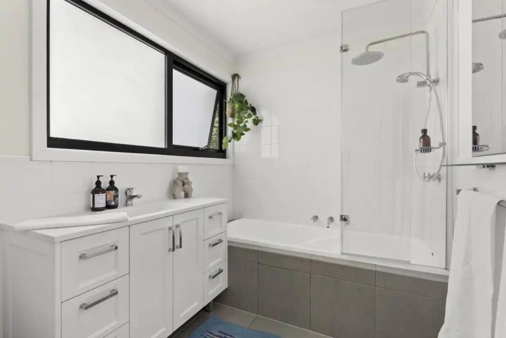 Photo of Bathroom in Cape Woolamai