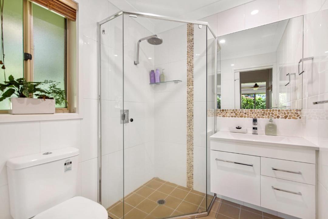 Photo of Bathroom in Emerald Beach