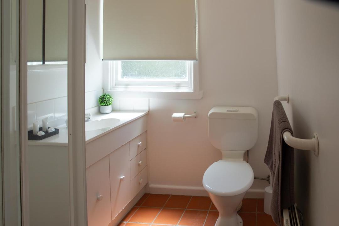 Photo of Bathroom in Sawmill Settlement