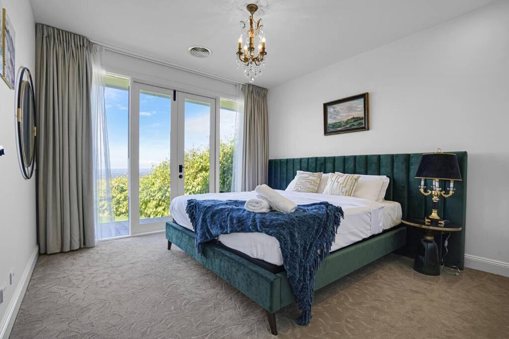 Photo of Bedroom in Mount Eliza