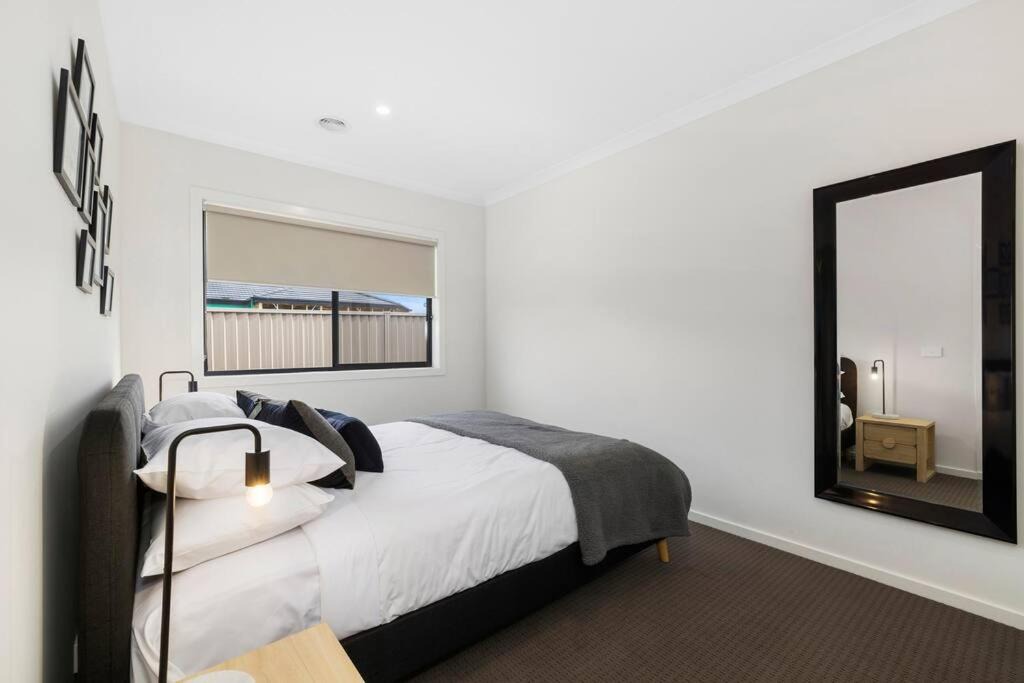 Photo of Bedroom in Delacombe