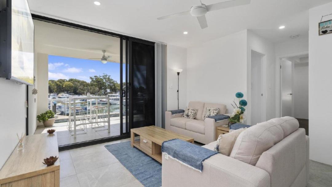 Photo of Livingroom in Sandstone Point