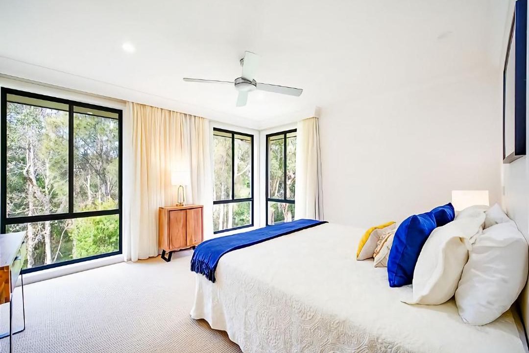 Photo of Bedroom in Hyland Park