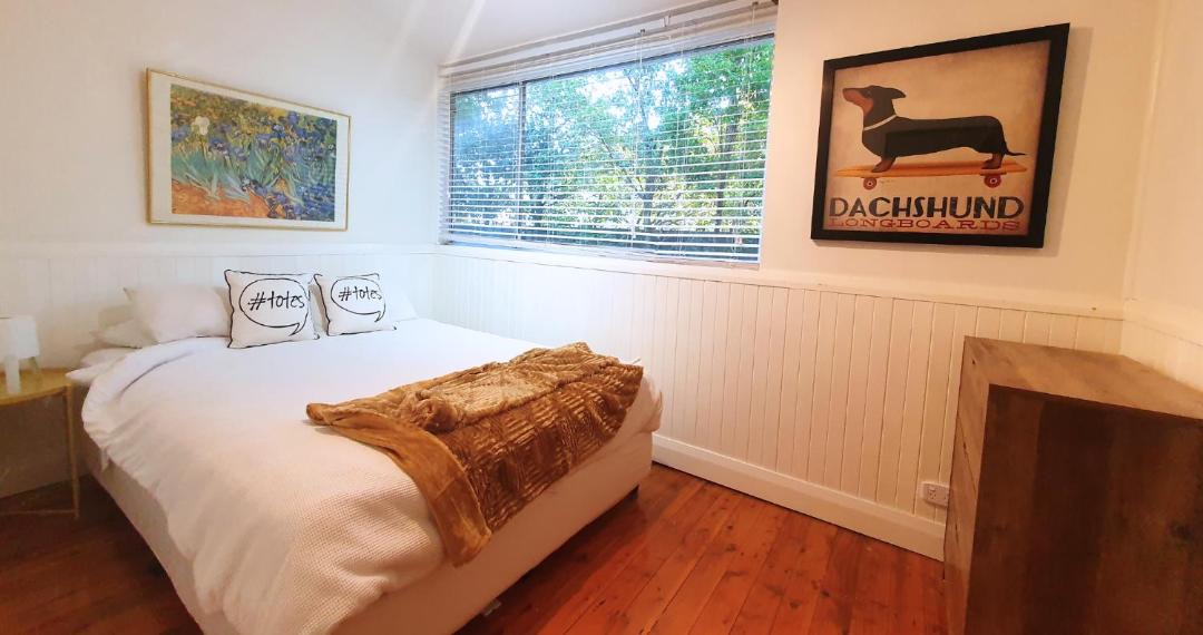 Photo of Bedroom in Booker Bay