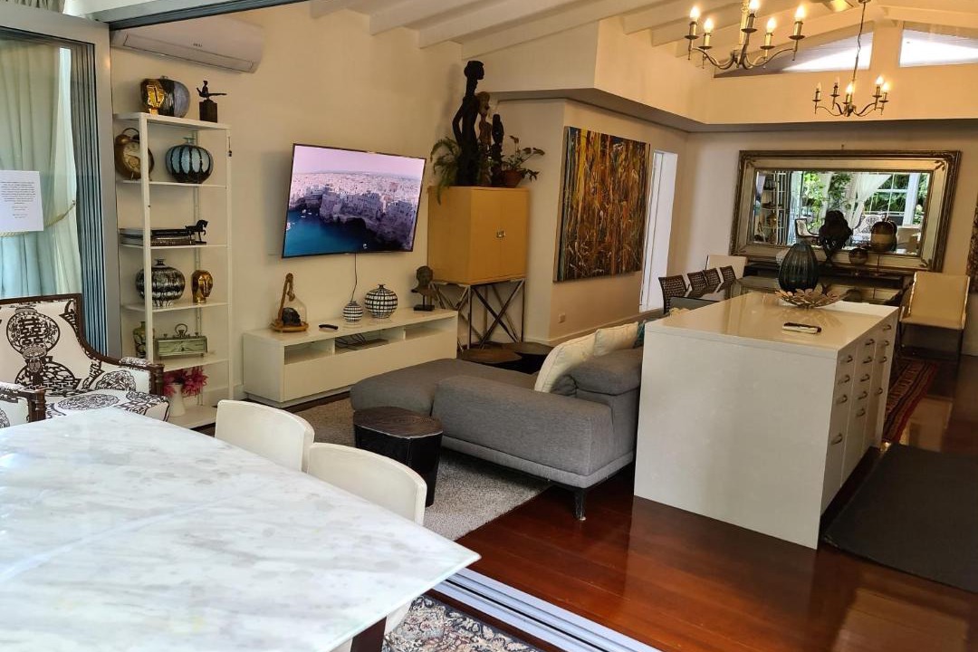 Photo of Livingroom in Arncliffe