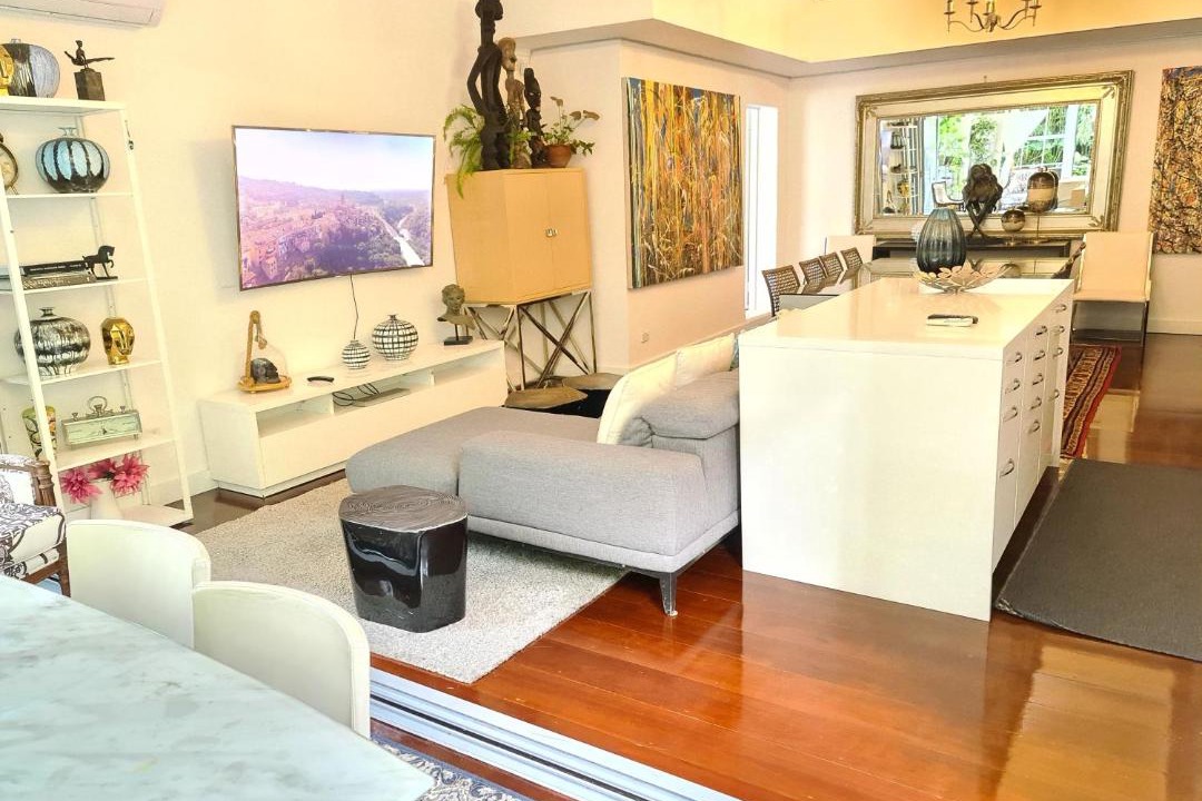 Photo of Livingroom in Arncliffe