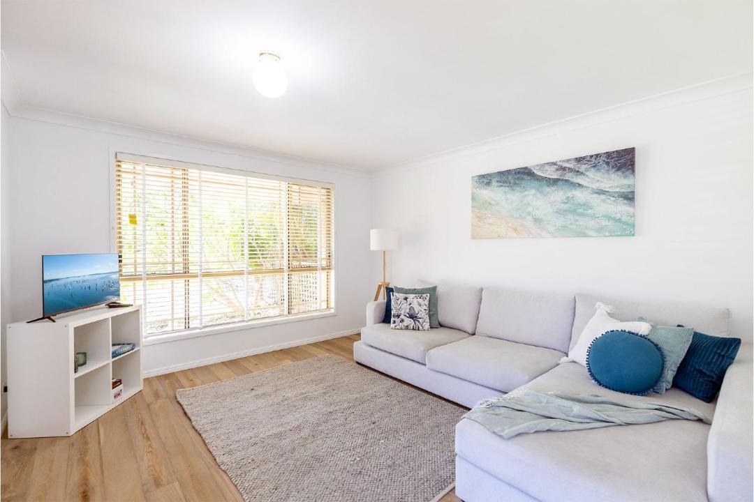 Photo of Livingroom in Fingal Bay