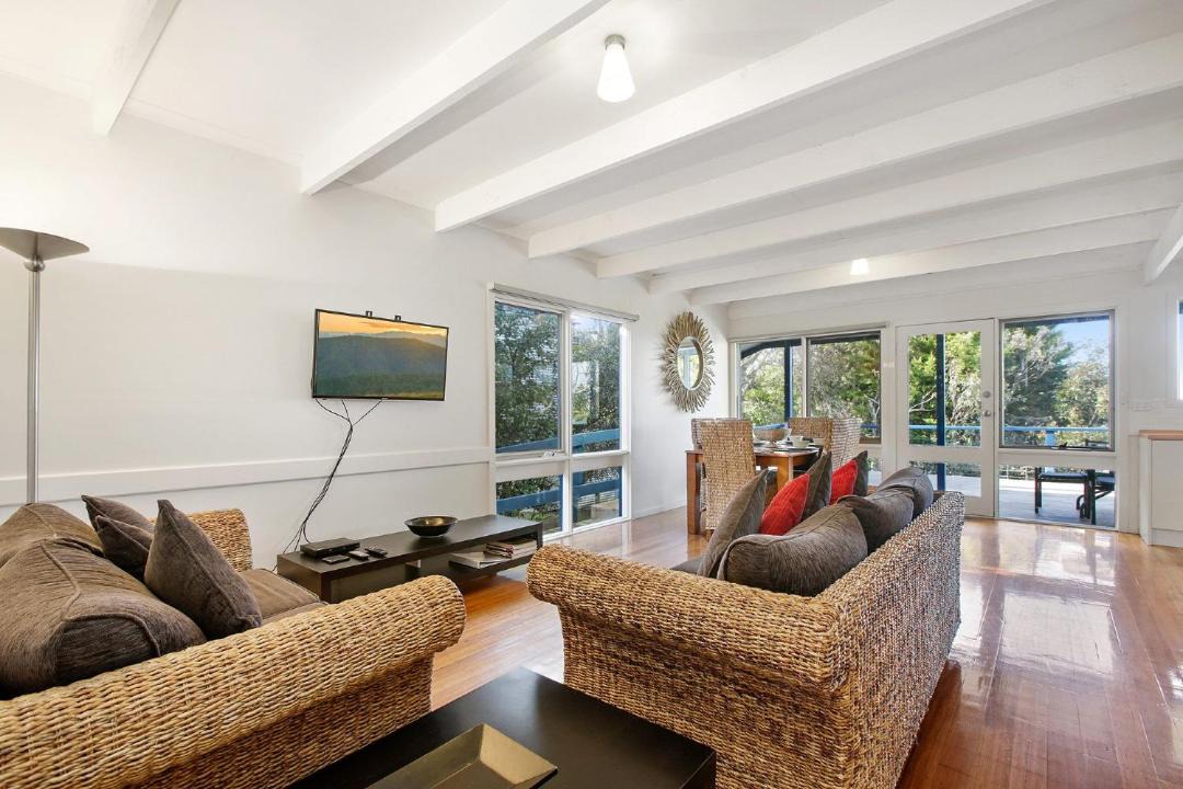 Photo of Livingroom in Skenes Creek