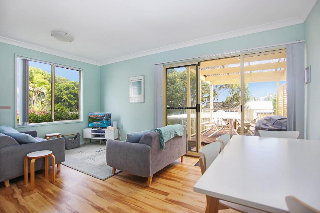 Photo of Livingroom in Hawks Nest
