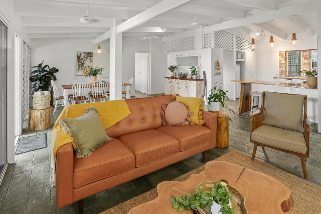 Photo of Livingroom in East Trinity