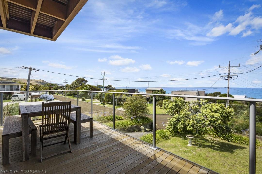 Photo of Patio Balcony in Skenes Creek