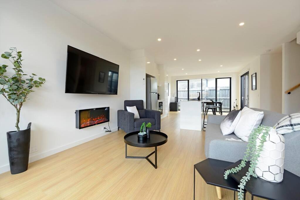 Photo of Livingroom in Capel Sound