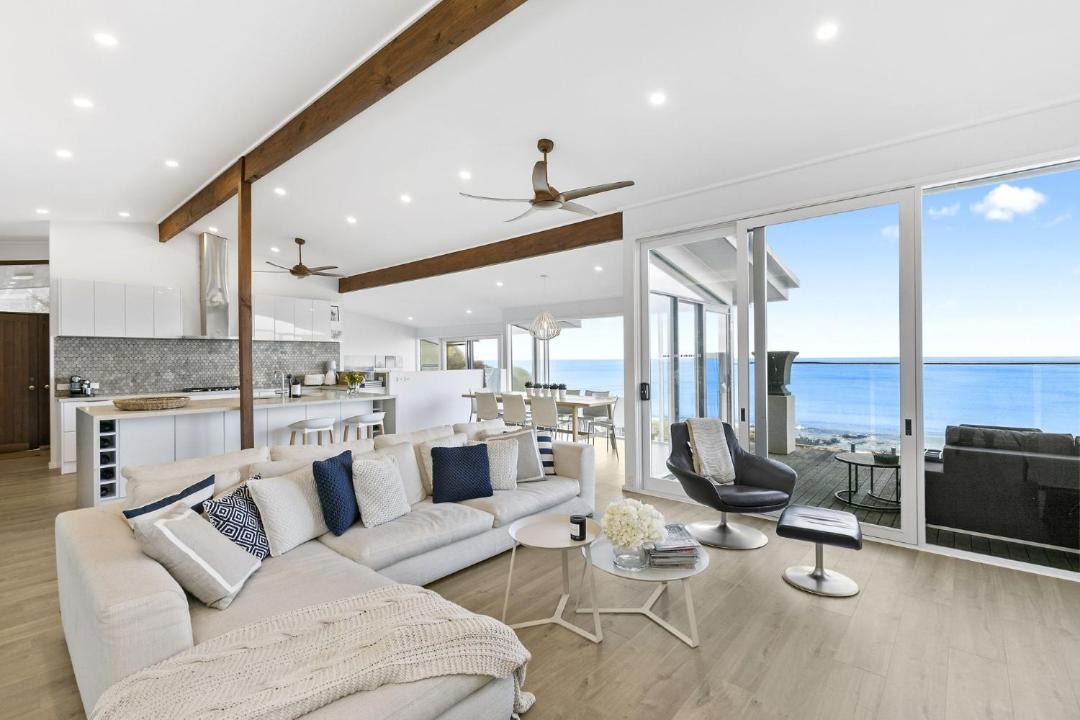 Photo of Others in Lorne