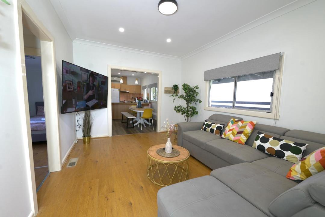 Photo of Livingroom in Rosebud