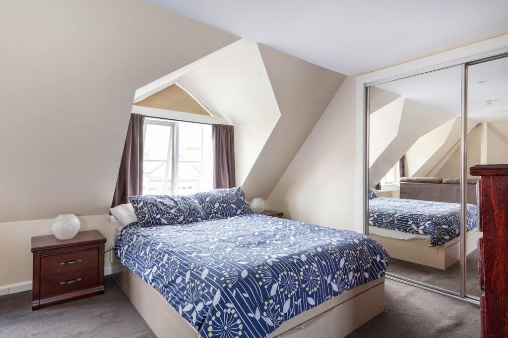 Photo of Bedroom in Flemington