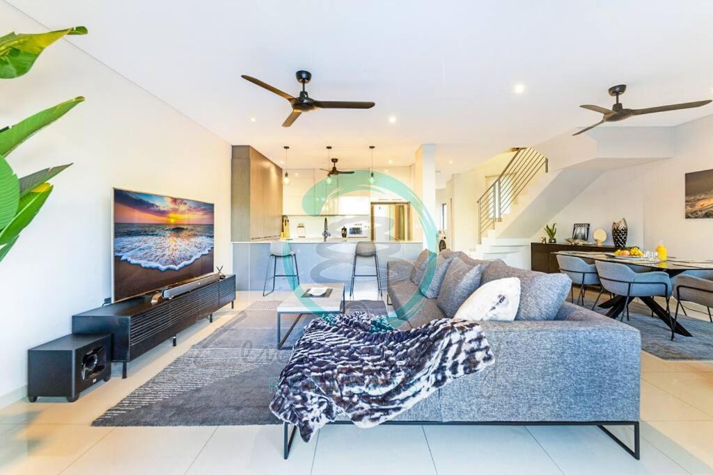 Photo of Livingroom in Fannie Bay