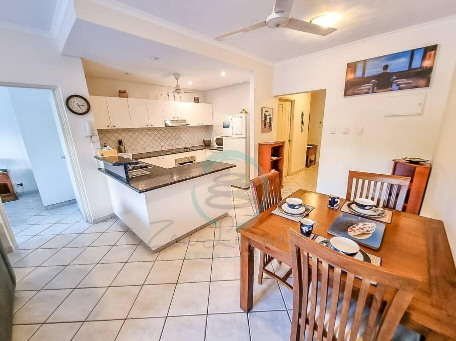 Photo of Livingroom in Cullen Bay