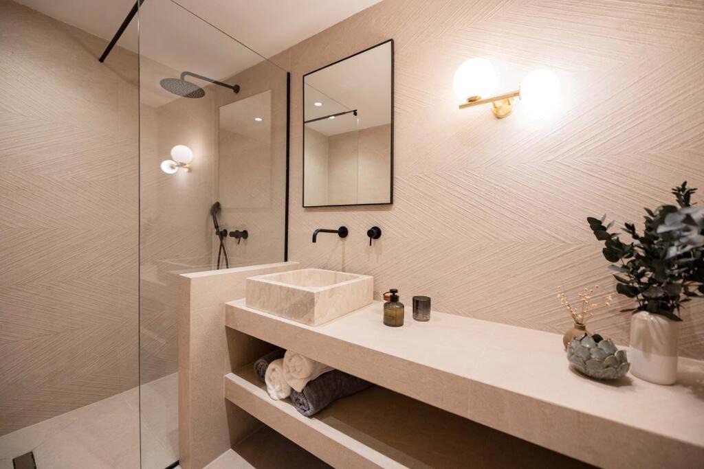 Photo of Bathroom in South Rhodes