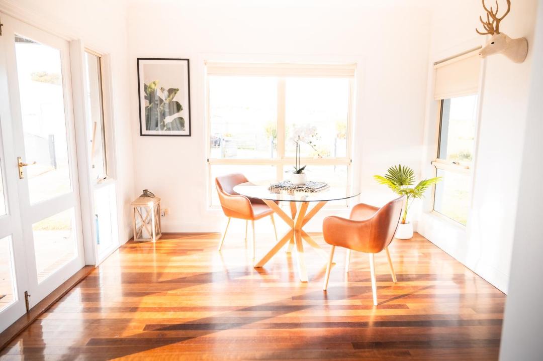 Photo of Livingroom in Russells Bridge
