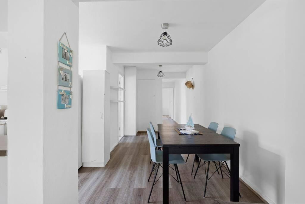 Photo of Livingroom in Fingal Bay