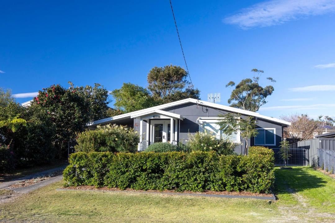 Photo of Buildings in Narrawallee